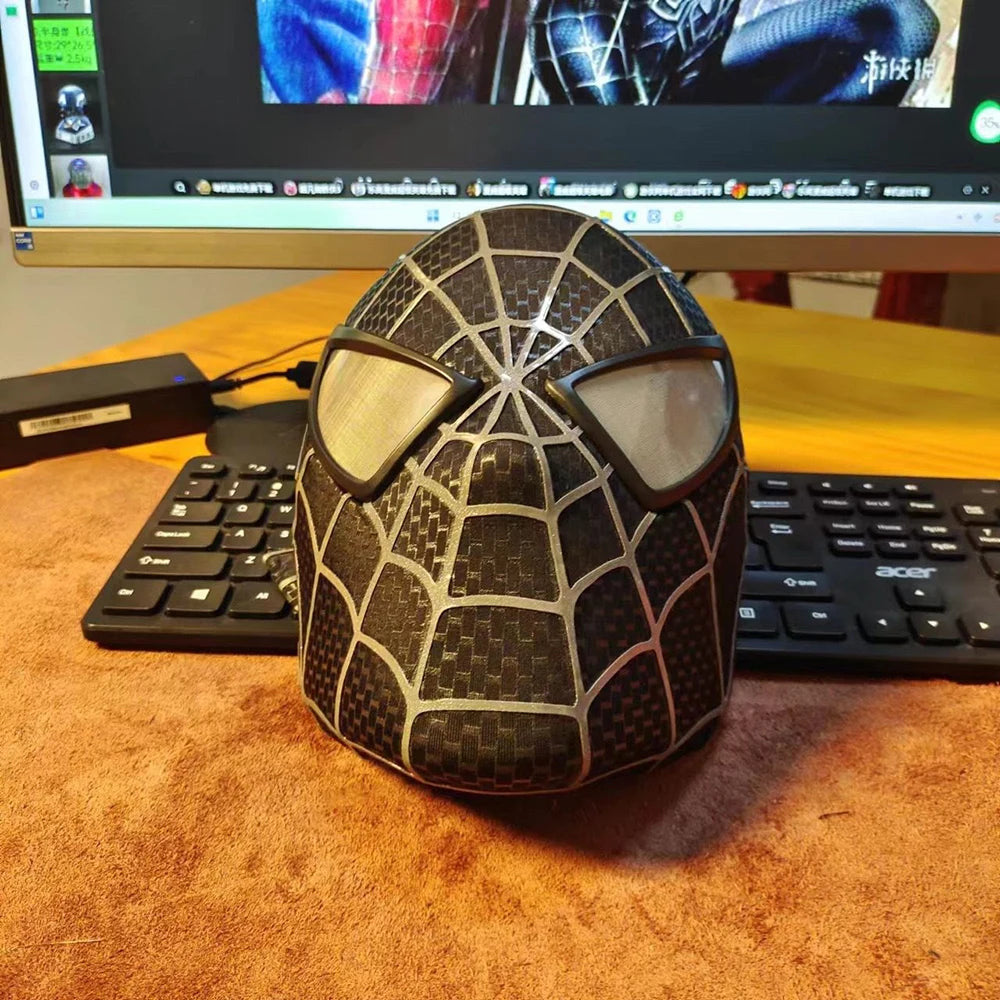 tobey maguire mask